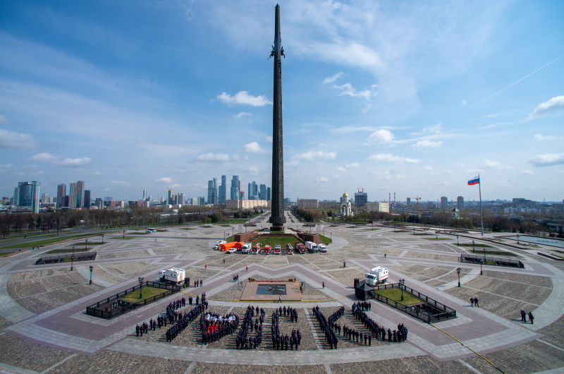 МЧС России поздравляет Всероссийский студенческий корпус спасателей с 20-летием