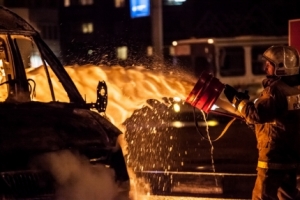 Правила пожарной безопасности при эксплуатации автомобиля 