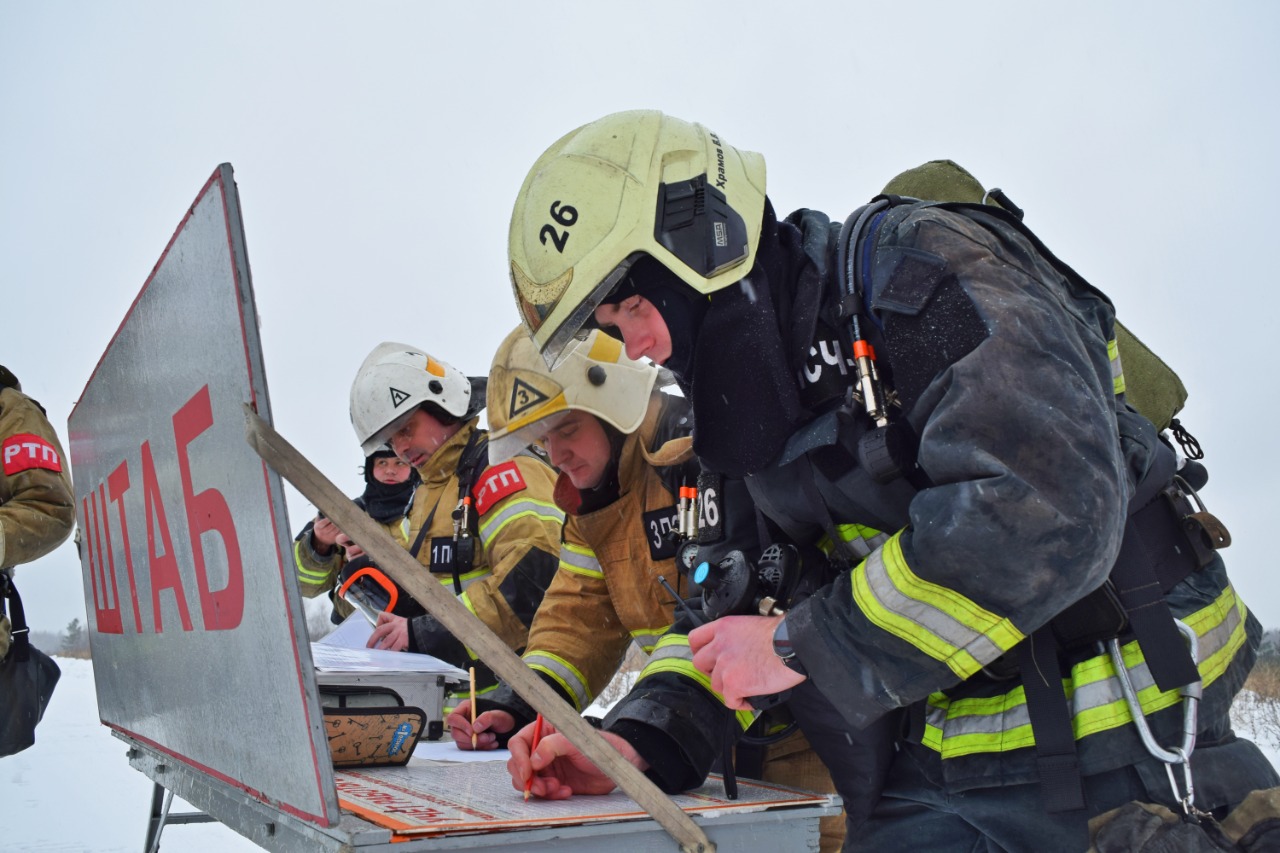МЧС России усилило силы и средства для обеспечения безопасности населения в праздничные дни,приуроченные к 23 февраля и 8 марта