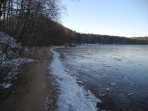 Лед на водоемах Новосибирской области непрочен 