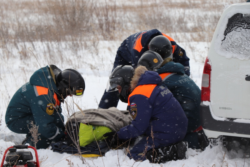 В Амурской области спасатели МЧС отработали действия в случае возникновения нештатных ситуаций на трассах