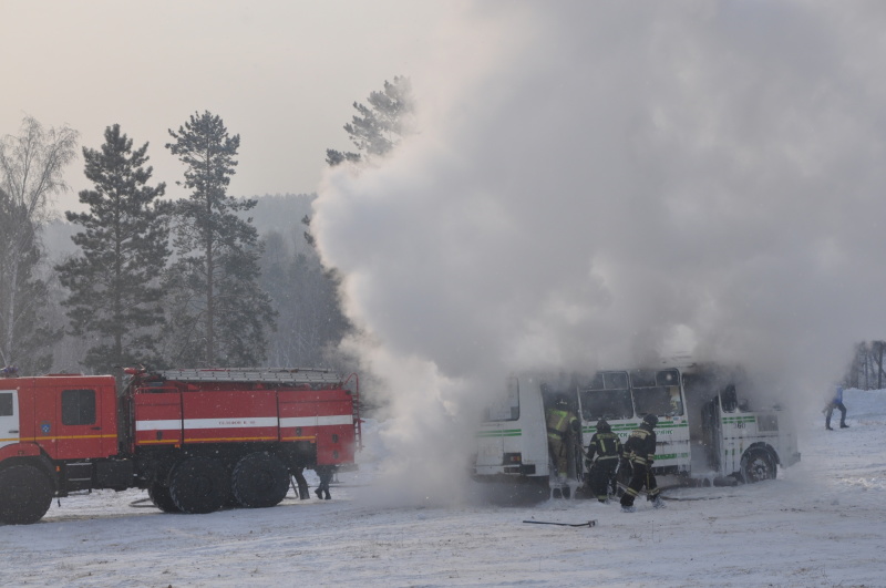 В Иркутской области МЧС, Росгвардия и Следственный комитет провели совместные учения
