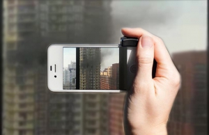 Пожарные обеспокоены: люди снимают видео, но не звонят в службу спасения