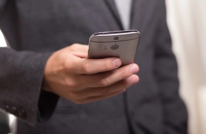 МЧС предупреждает о телефонных мошенниках, которые атакуют представителей бизнеса и руководителей организаций