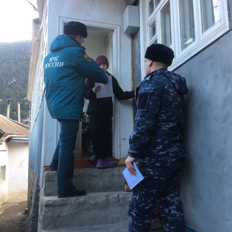 Подворовые обходы с целью предотвращения пожаров