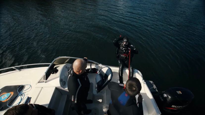 Водолазы Центра «Лидер» МЧС России провели учения на дне озера Валдай