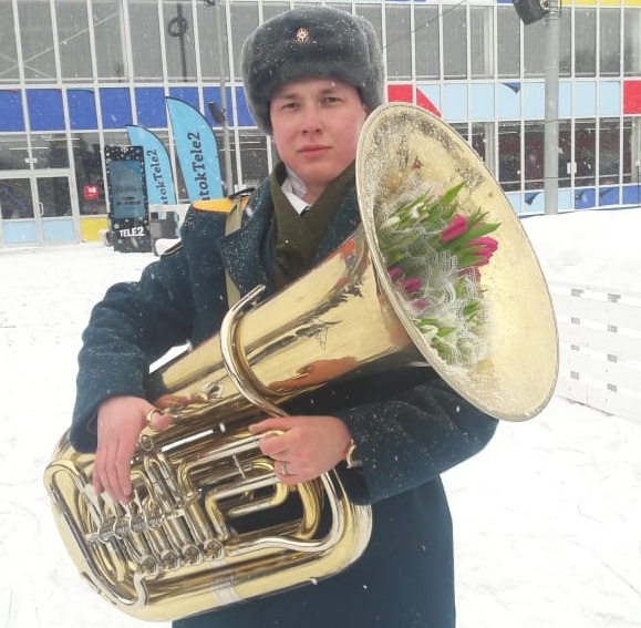 Сотрудники МЧС растопили лед и сердца женщин