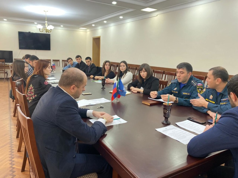 В  Буйнакске будут развивать волонтерское движение по профилактике среди населения  вопросов пожарной безопасности