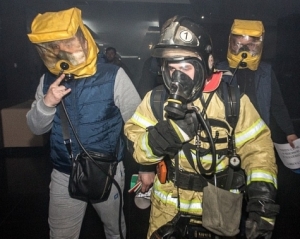 За сутки новосибирские пожарные спасли девять человек