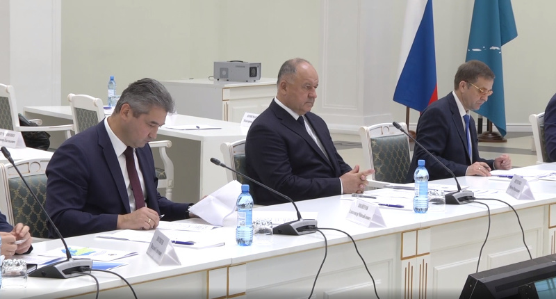 Заместитель Министра МЧС России Виктор Яцуценко посетил Сахалин с рабочим визитом