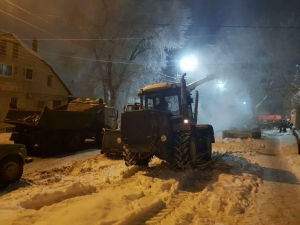 Аварийные бригады устраняют дефект теплотрассы в городе Бердске (Новосибирская область)