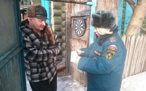 Специалисты МЧС России проводят противопожарные рейды в Новосибирске