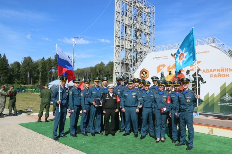 Спасатели Центра «Лидер» стали призерами Международного конкурса «Аварийный район»
