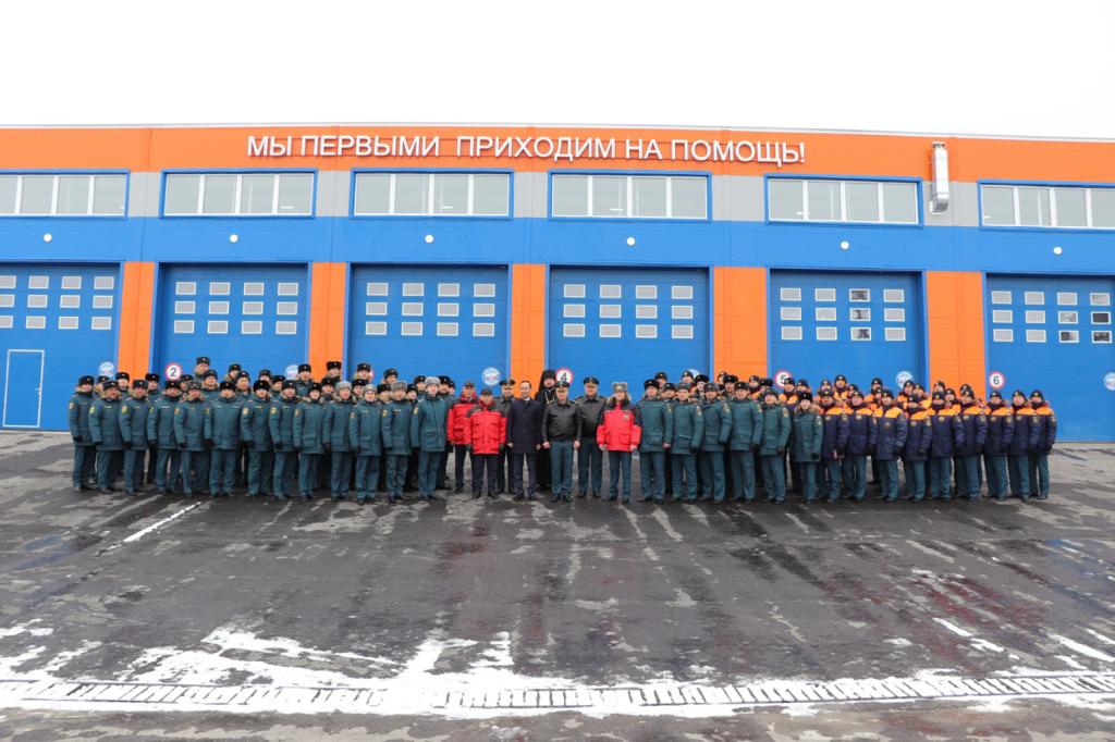 Евгений Зиничев торжественно открыл в Якутске специализированную пожарно-спасательную часть