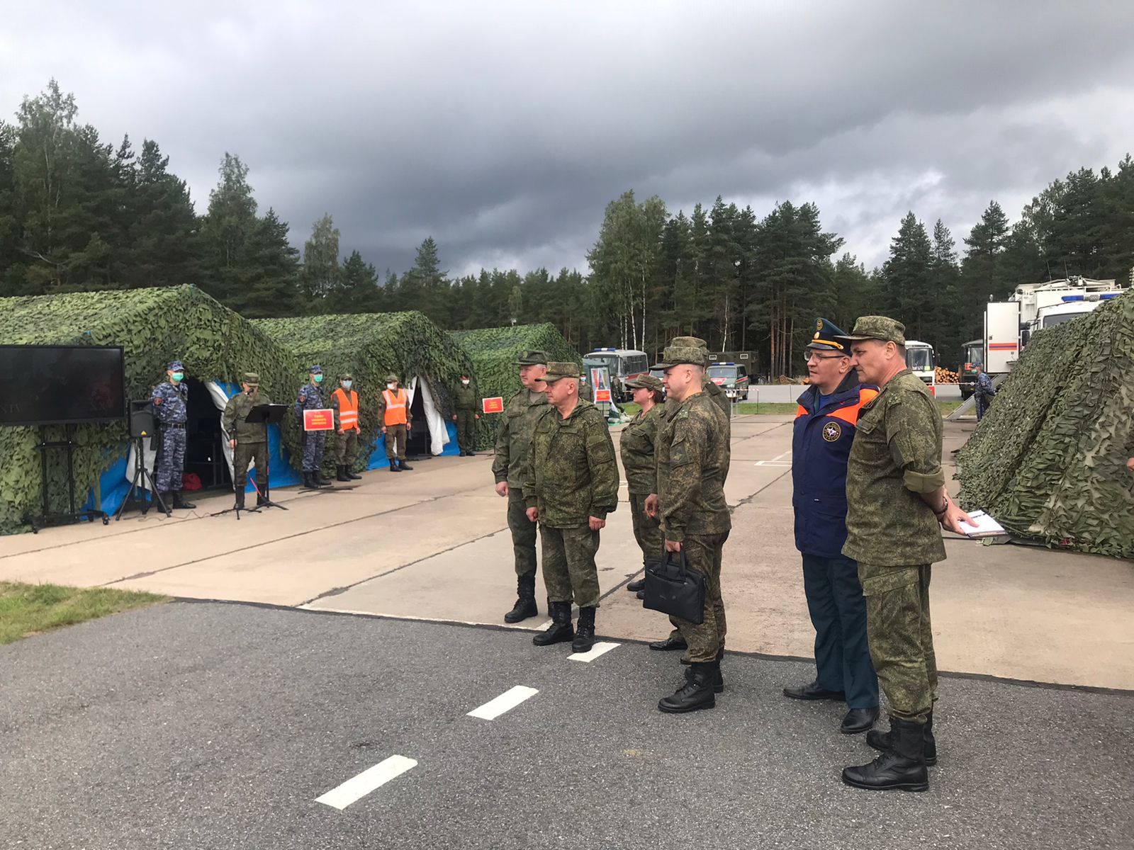 МЧС России принимает участие в специальном учении на Западном и Арктическом стратегических направлениях