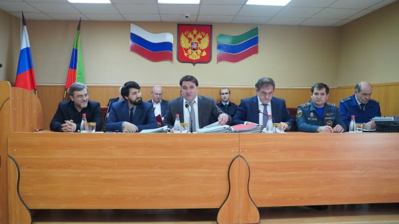 В Хасавюртовском районе прошла встреча с предпринимательским сообществом владельцев АЗС и АГЗС