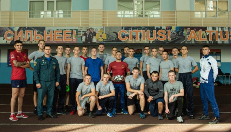 На Дальнем Востоке открыли первую регбийную секцию для курсантов академий МЧС России