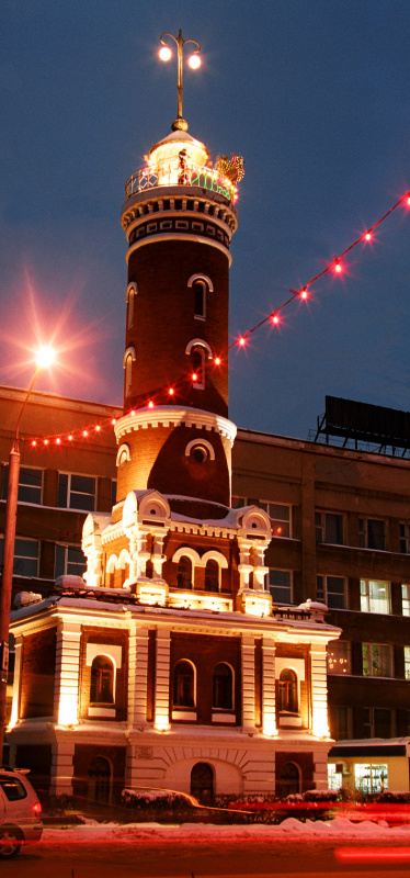 Омская пожарная каланча празднует свой 105-ый день рождения