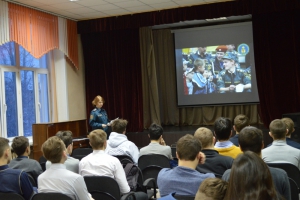 Новосибирские школьники узнали, где учатся спасатели  