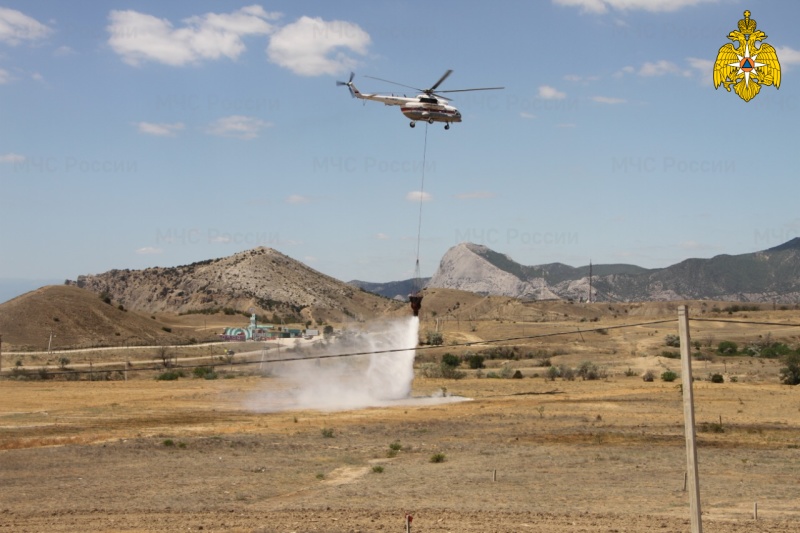 В МЧС провели учения по безопасности на территории Форума «Таврида»