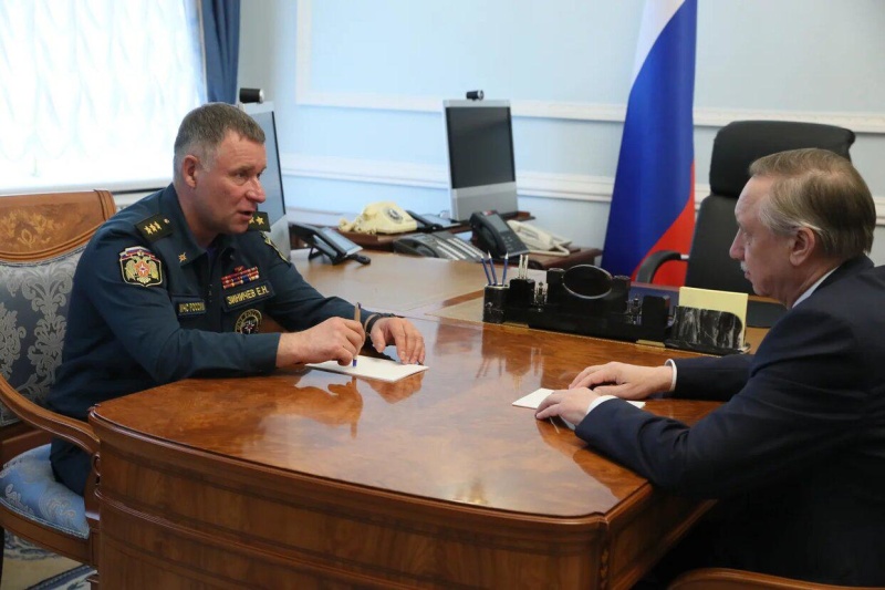 Глава МЧС России Евгений Зиничев провел рабочую встречу с губернатором Санкт-Петербурга​