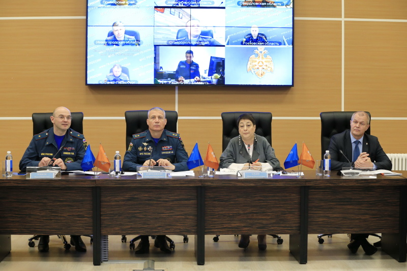 Система надзорных органов МЧС России функционирует в новом формате правового регулирования