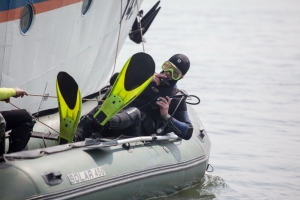В Новосибирской области спасатели ведут поиски пропавших в воде людей