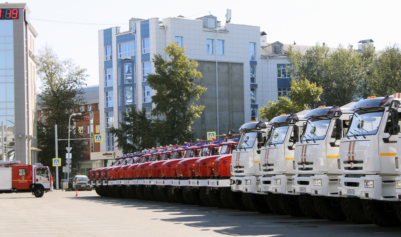 Сорок шесть единиц новой техники заступили на боевое дежурство в пожарно-спасательные гарнизоны Иркутской области