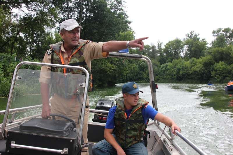 МЧС России проводит рейды безопасности на воде