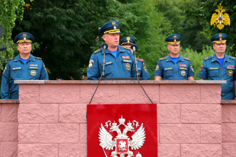 Главному управлению МЧС России по Иркутской области торжественно вручили новую технику