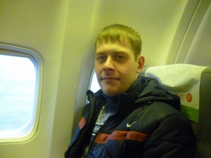 На пожаре в Кольцово мужчина спас соседа