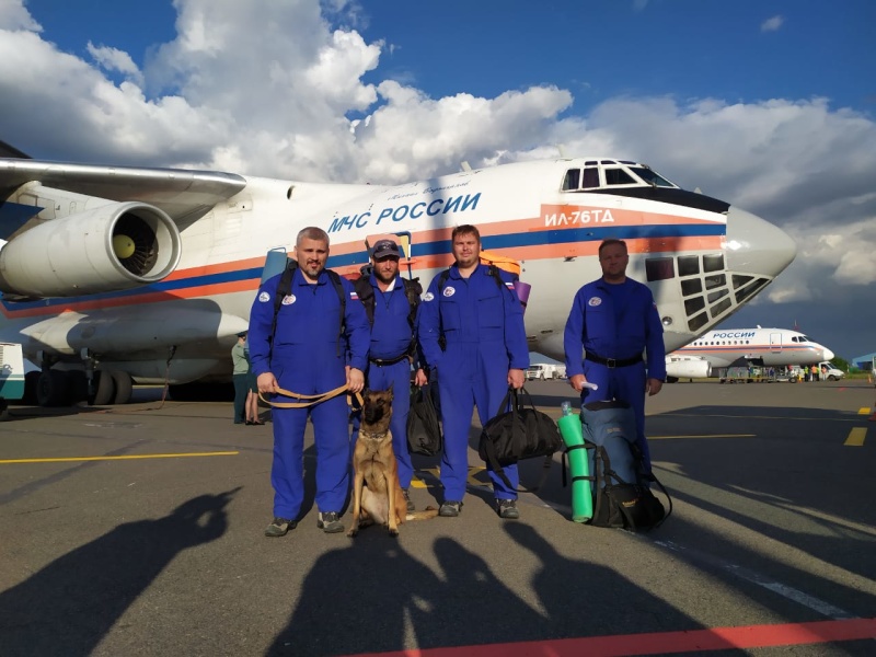 Группировка МЧС России в полном составе вернулась из Ливана