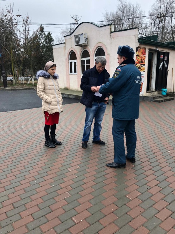 Жителей республики ознакамливают с правилами безопасного поведения в быту